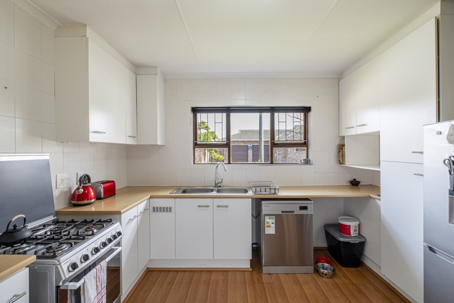 4 Bedroom Property for Sale in Summerstrand Eastern Cape